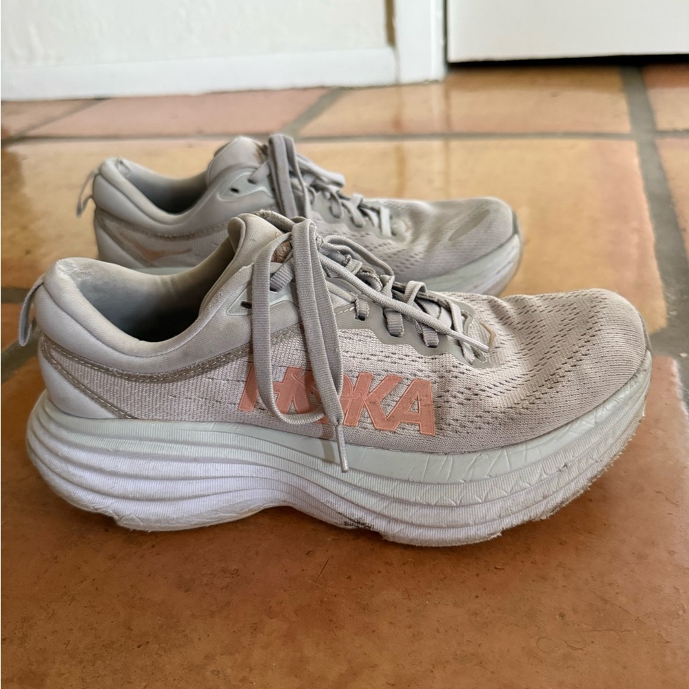 See hoka BONDI 8